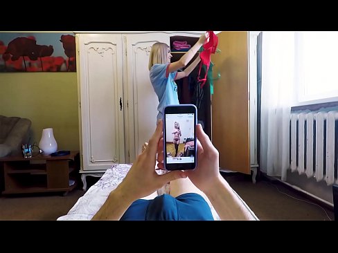 ❤️ Ua hoʻomake ʻo Stepsister i kona kaikunāne ma mua o ka hoʻi ʻana mai o ka makuahine ️❌ Porn video ma porn haw.porngifer.ru ❤