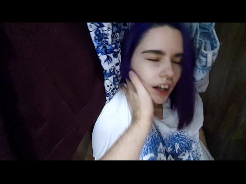 ❤️ Loaʻa i koʻu kaikuahine i loko o ke keʻena kīʻaha a kōkua iā ia e ʻimi ️❌ Porn video ma porn haw.porngifer.ru ❤